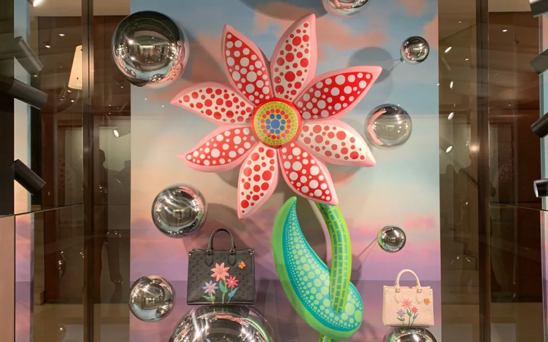 Décoration de vitrine et design éphémère avec le doming